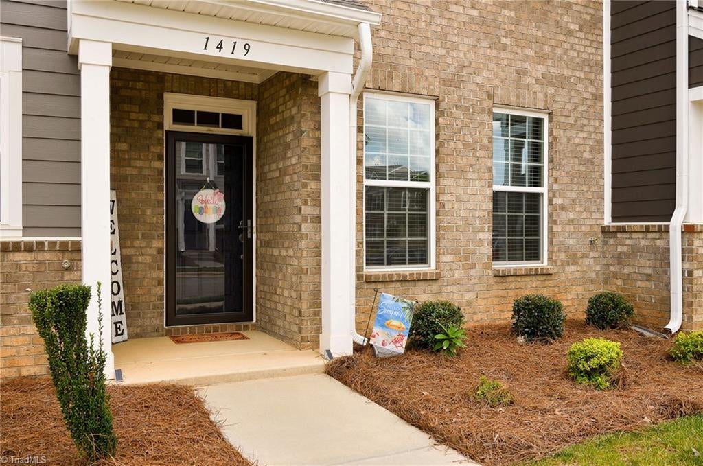 1419 Prospect Hill Street — photo