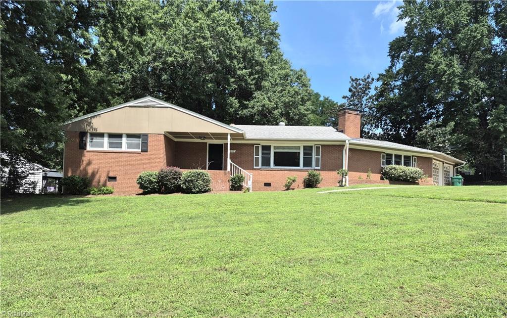 1603 Wendover Drive — photo