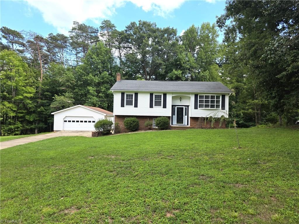 414 Oak Ridge Drive — photo