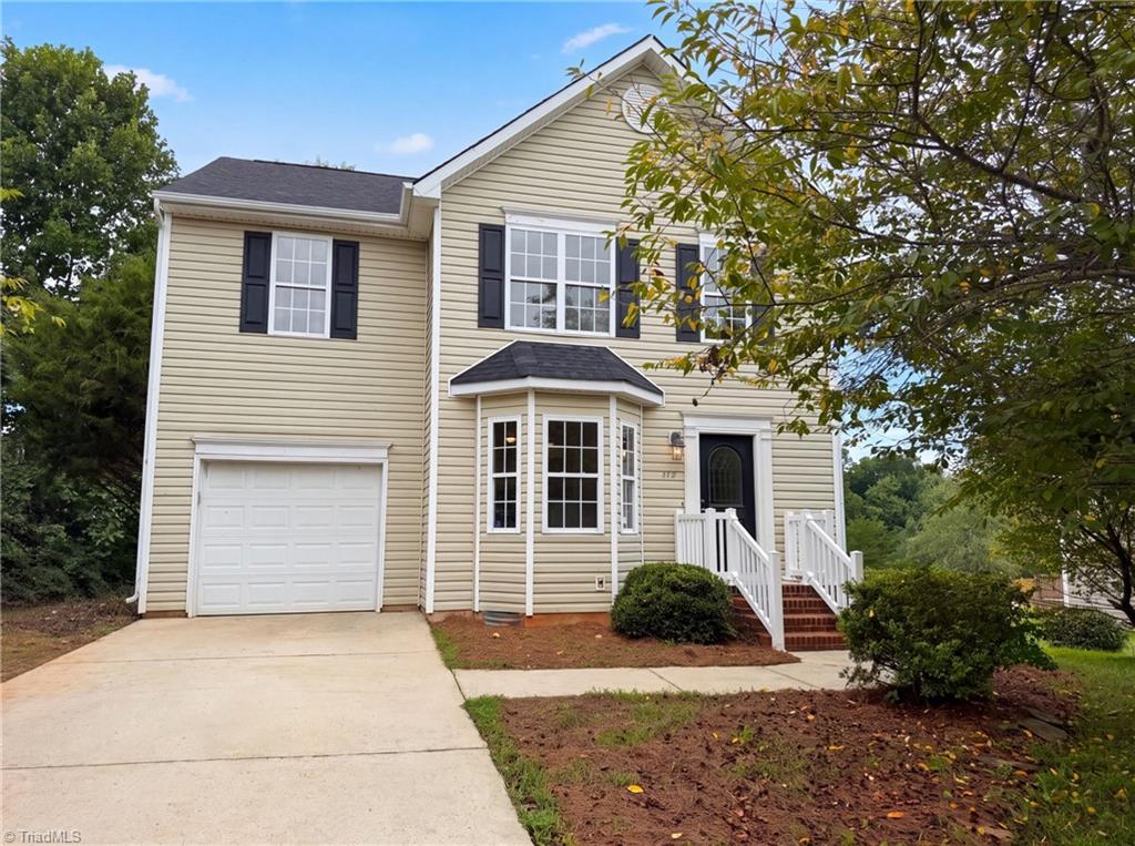 112 Rockbridge Court — photo