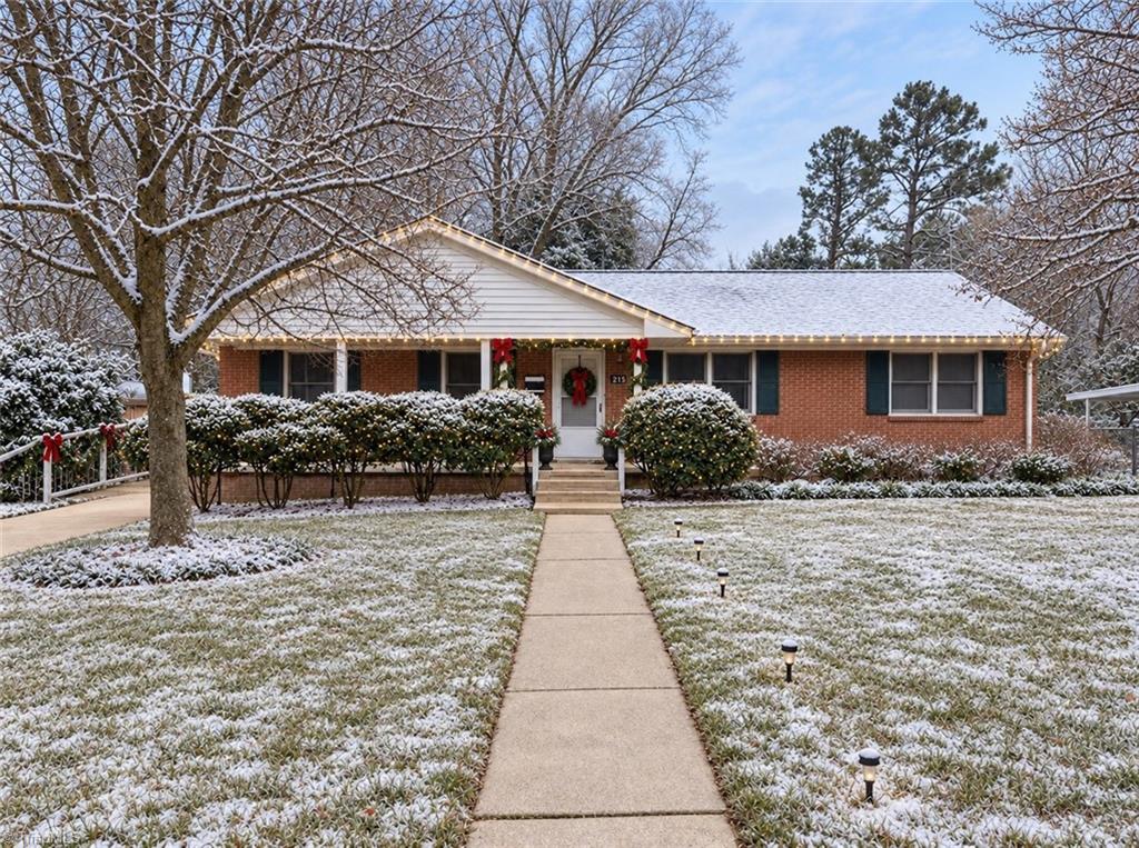 215 Bidney Drive — photo