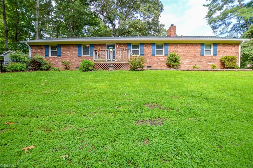 1507 Overlook Drive — photo