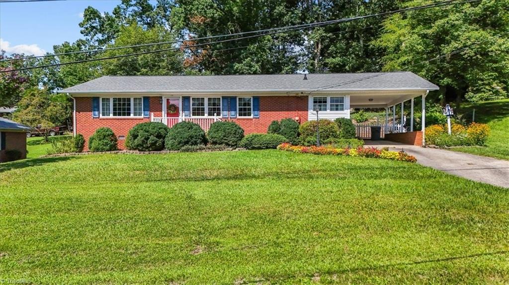 1326 Brookdale Drive — photo