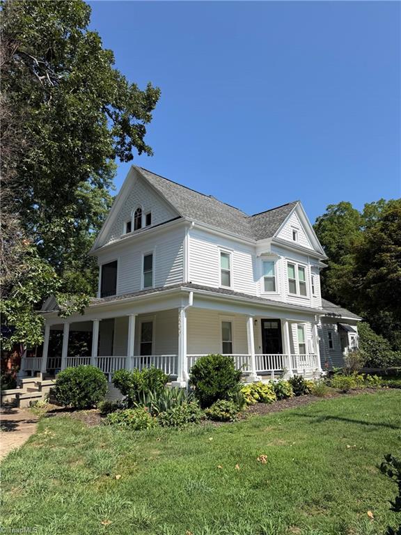 2400 Spring Garden Street — photo