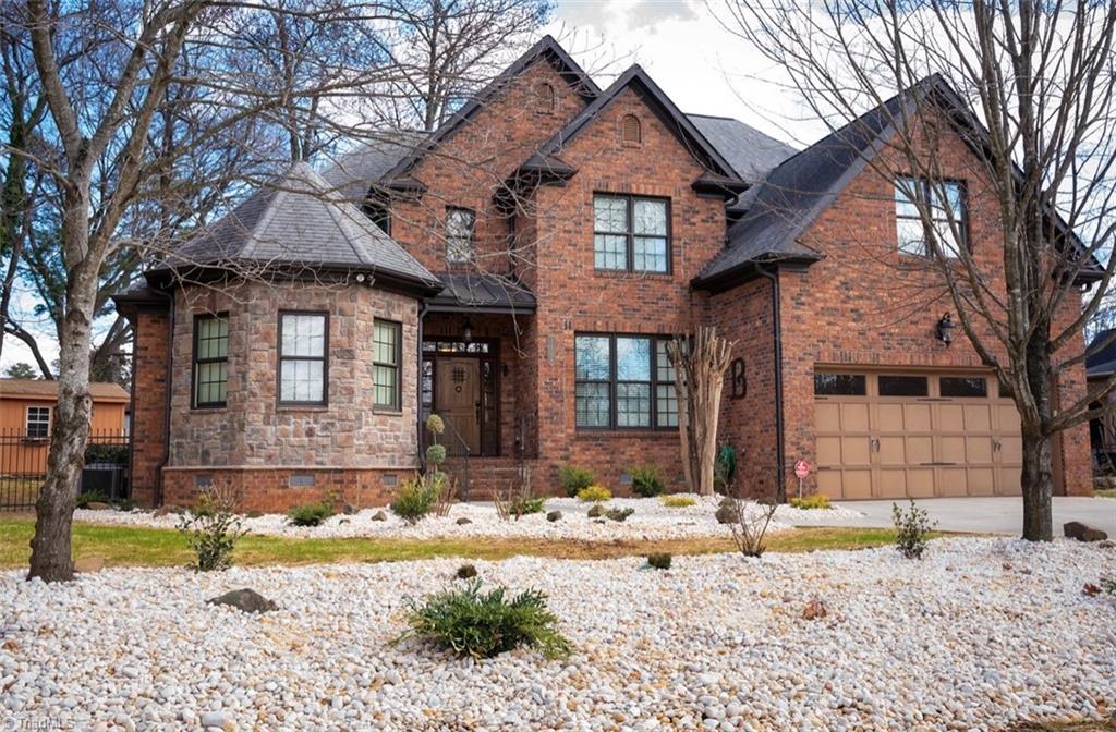 1106 Double Oaks Road — photo