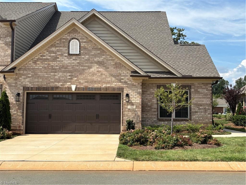 1042 Beechcraft Drive — photo