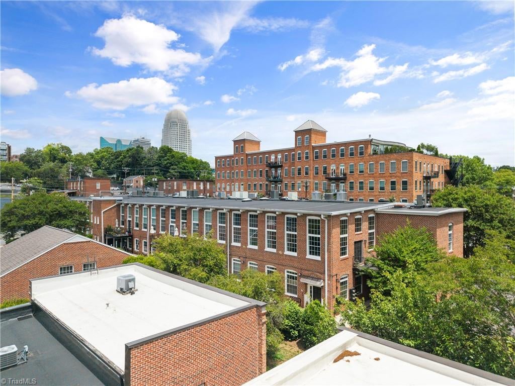327 Indera Mills Court — photo