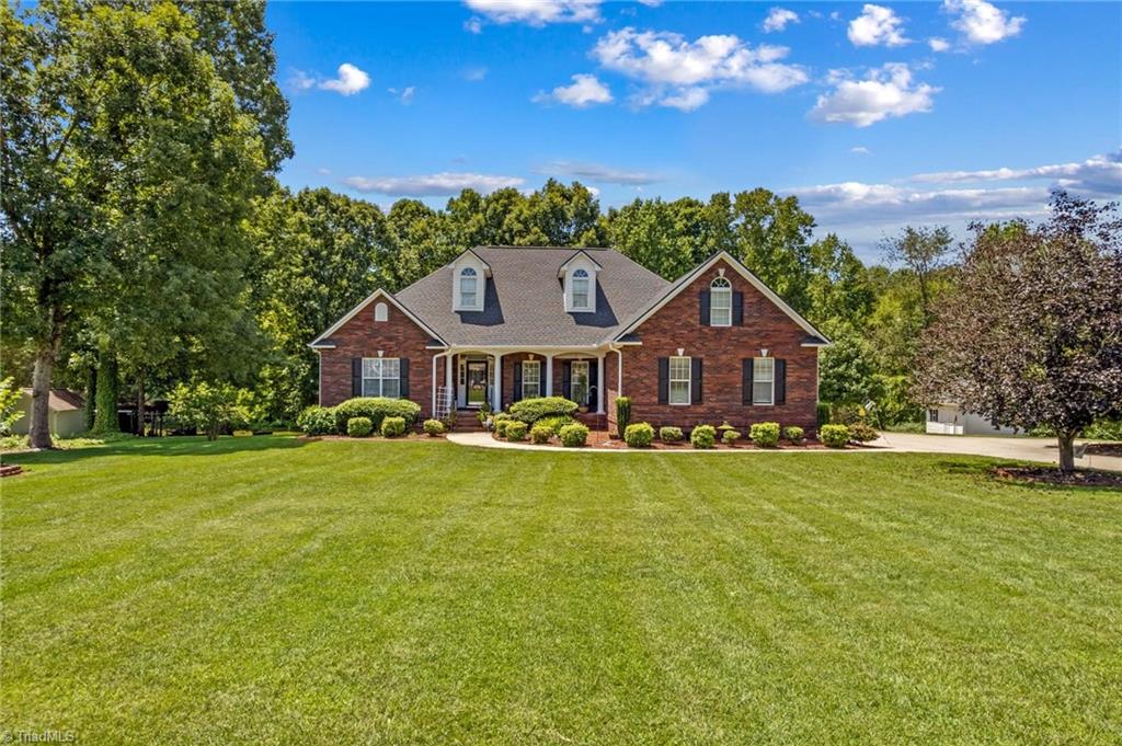 276 Falcon Crest Lane — photo