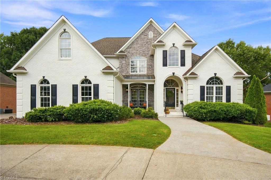 1021 Glen Day Drive — photo