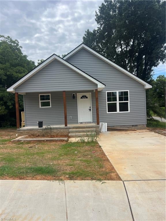 921 Redding Drive — photo