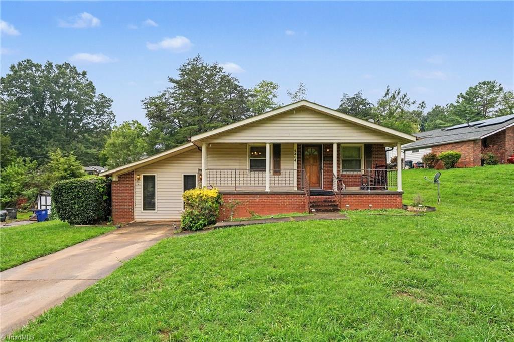 4304 N Jasmin Court — photo