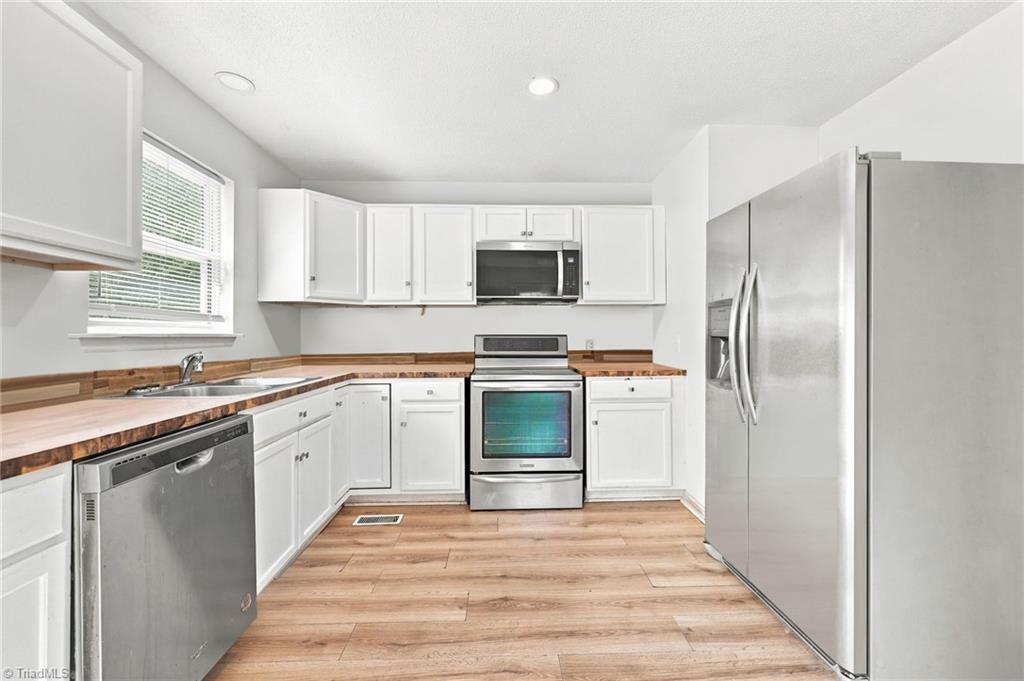 326 Bingham Street — photo