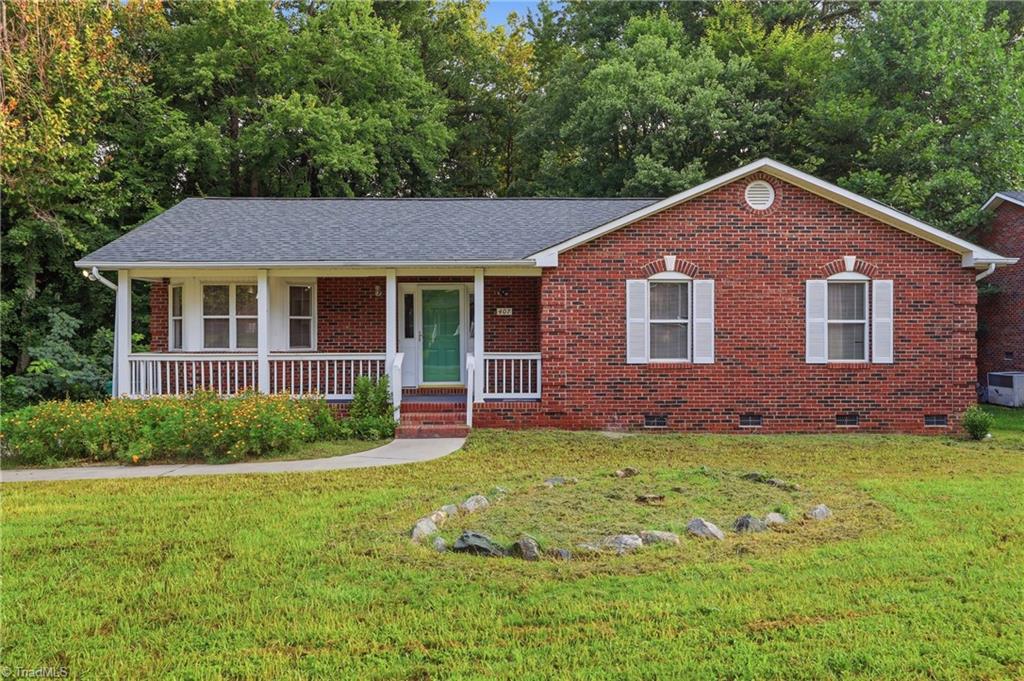 407 Lassiter Drive — photo