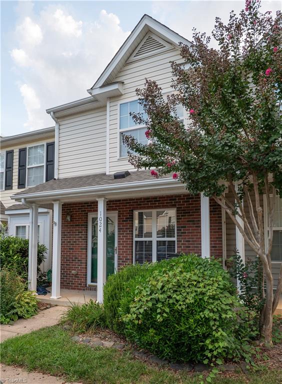 1024 Oak Blossom Way — photo