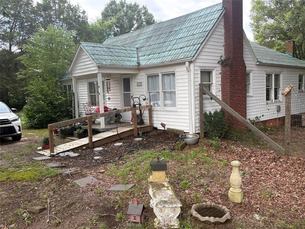 633 Cherry Hill Road — photo