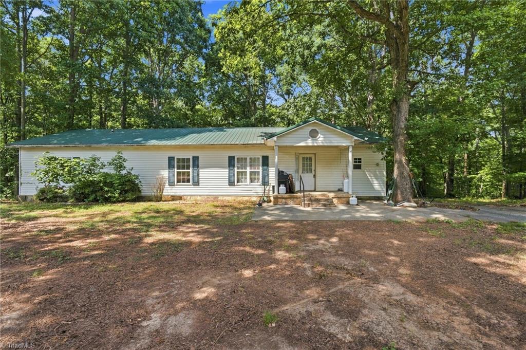 4255 Reid Road — photo