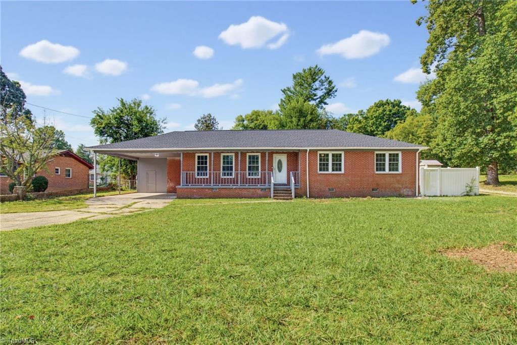 1416 Lynwood Terrace — photo