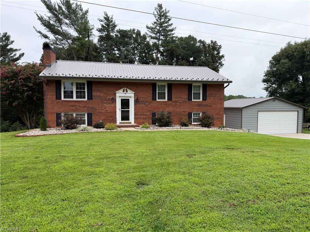 1000 Beaumont Poplar Street — photo