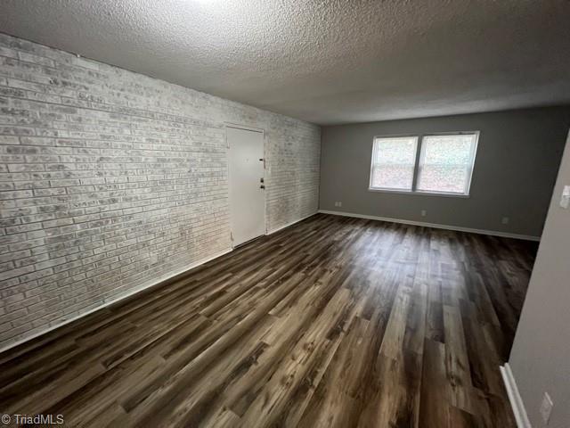1102 Crescent Drive F — photo