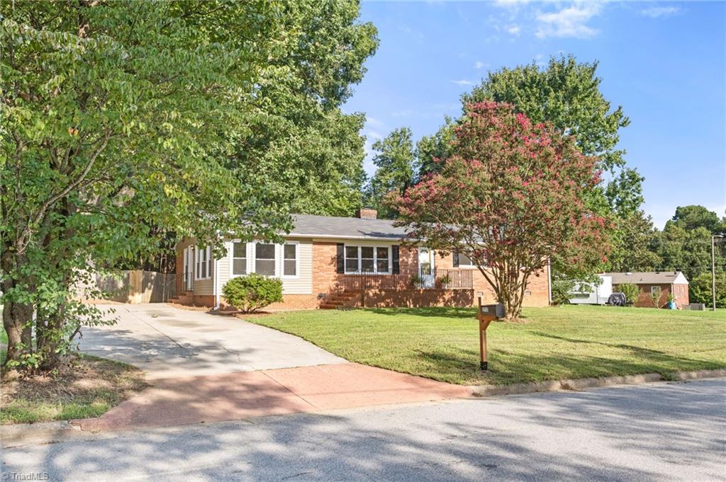 2717 Denise Drive — photo