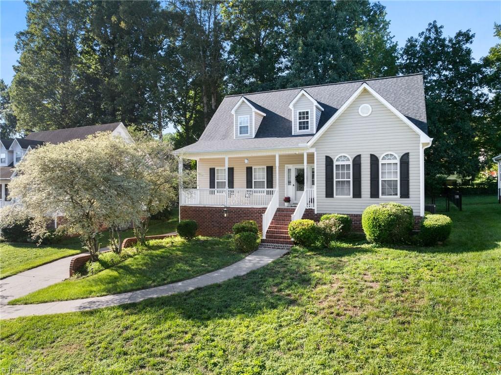 220 Coghill Drive — photo