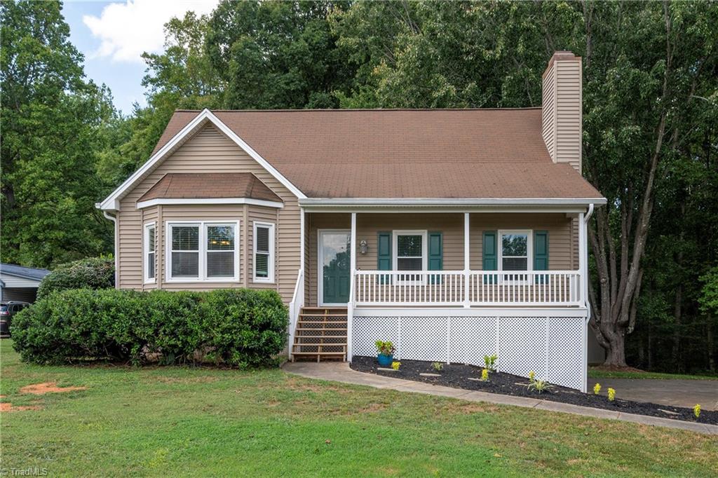 1113 Ridgecliff Drive, Rural Hall, NC 27045 — photo 2