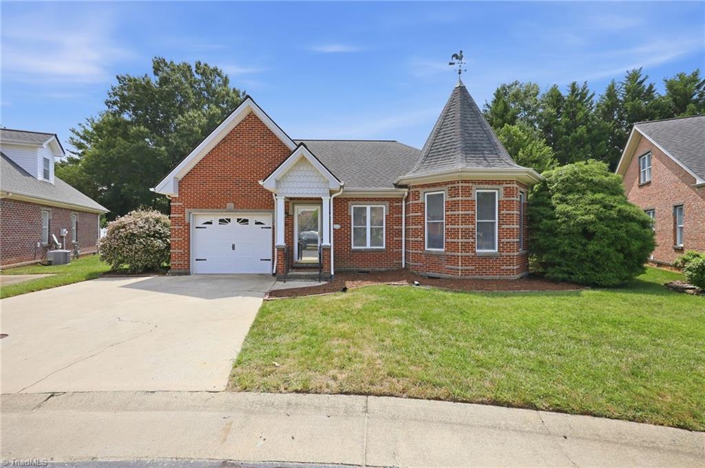 516 Leston Gilbert Drive — photo