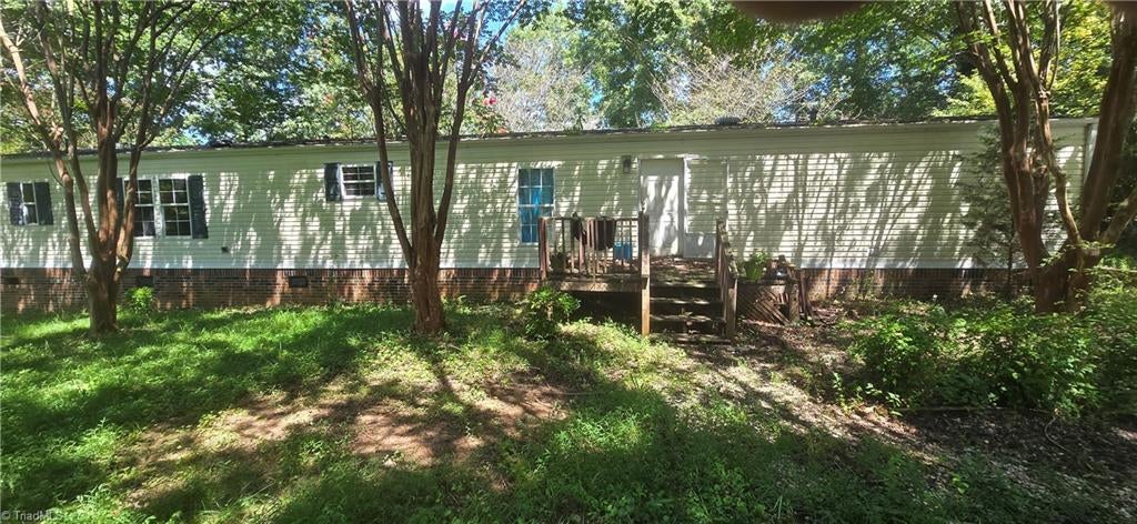 208 Murdock Drive — photo
