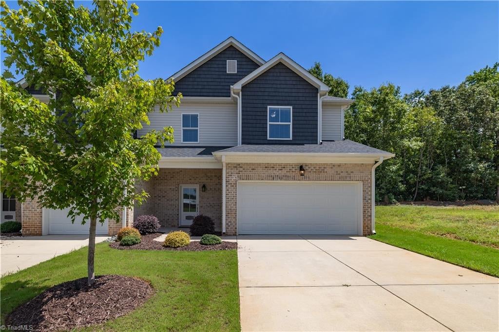 2325 Tribek Court — photo