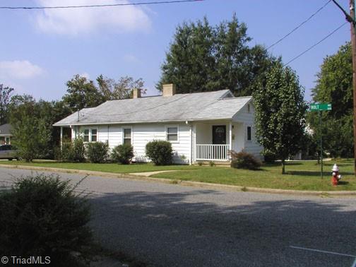 300 Ward Street — photo