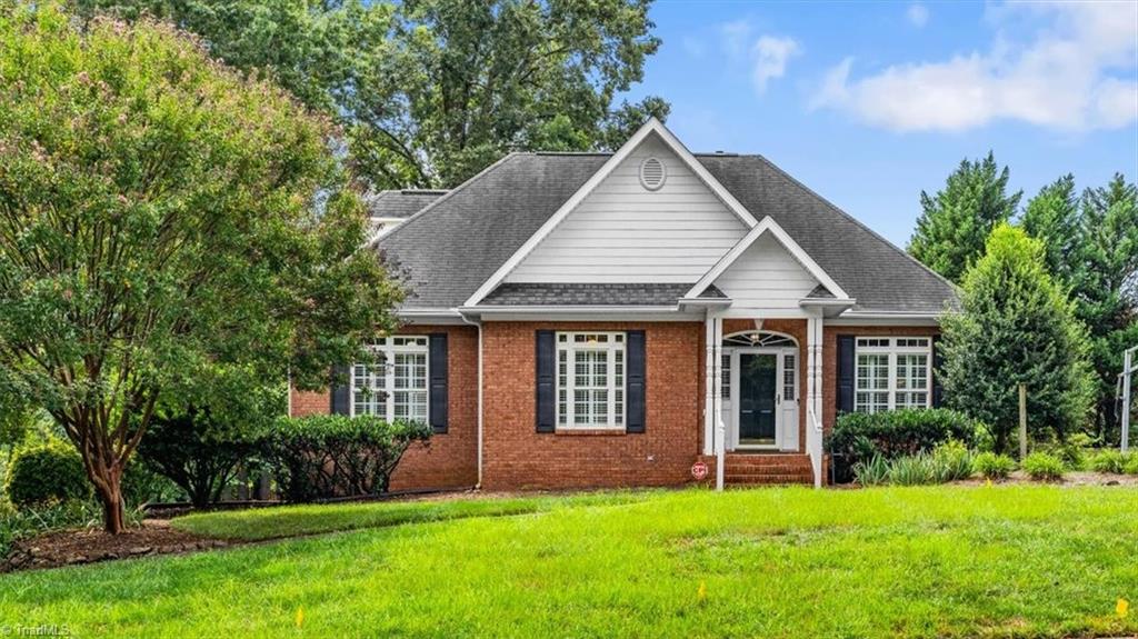 5250 Meadowlark Glen Lane — photo
