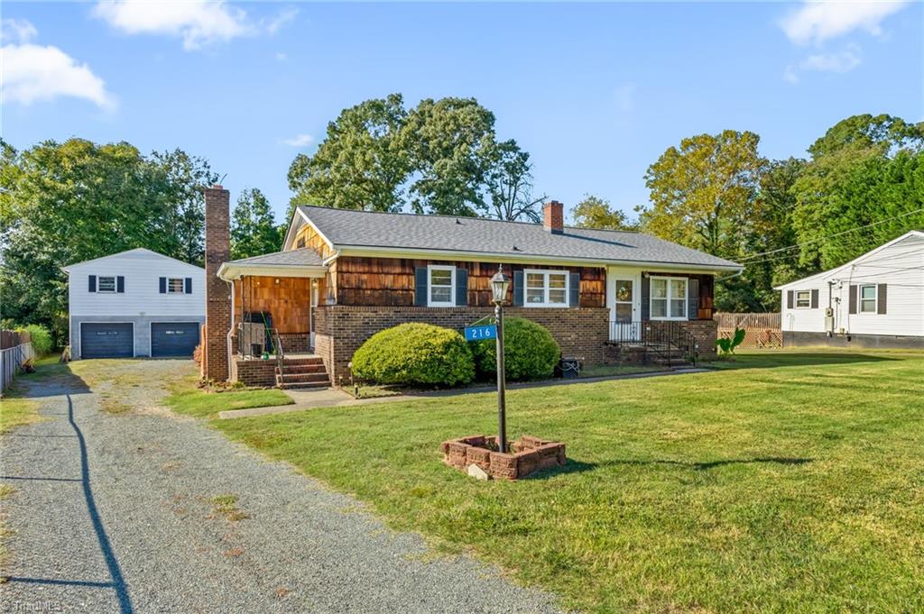 216 Circle Drive — photo