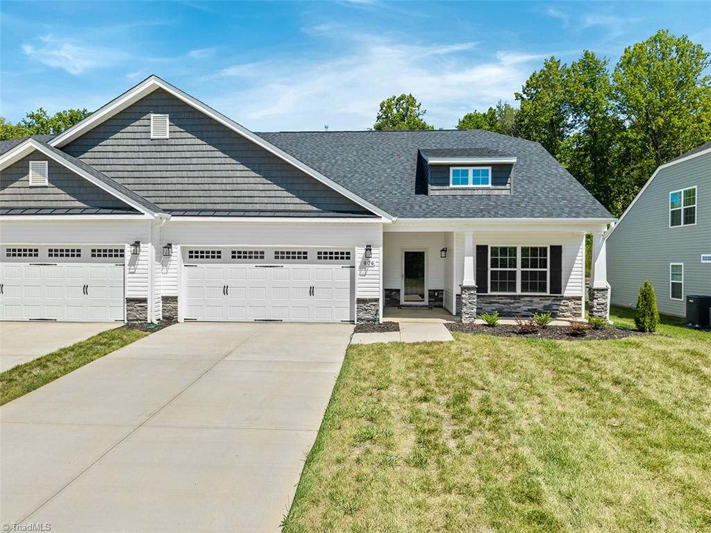 806 Dewfield Cove — photo