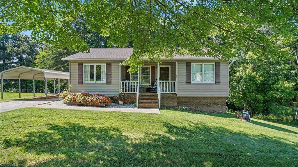 137 Oak Ridge Place — photo