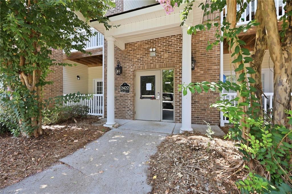 2422 Eagle Creek Court 103 — photo
