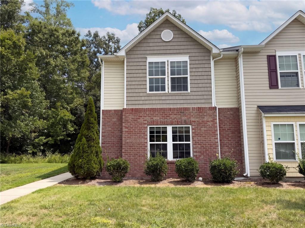 411 Sandybrooke Drive — photo