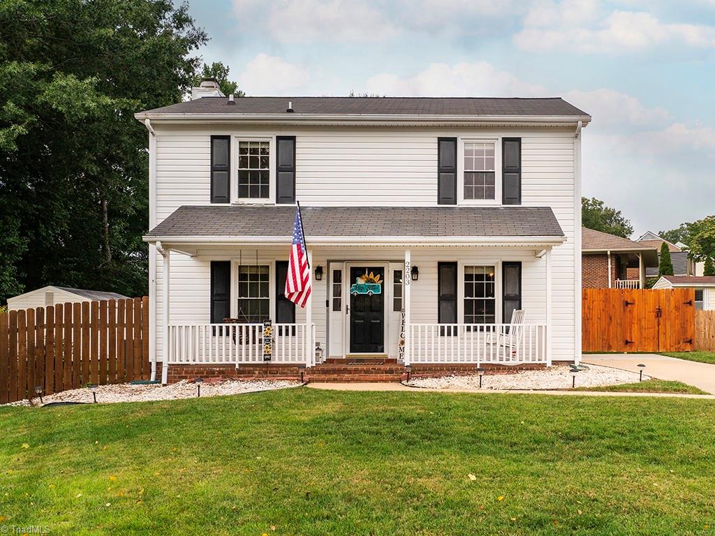 2203 Franklin Court — photo