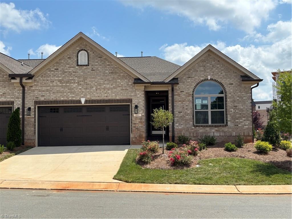 1041 Bonanza Lane — photo
