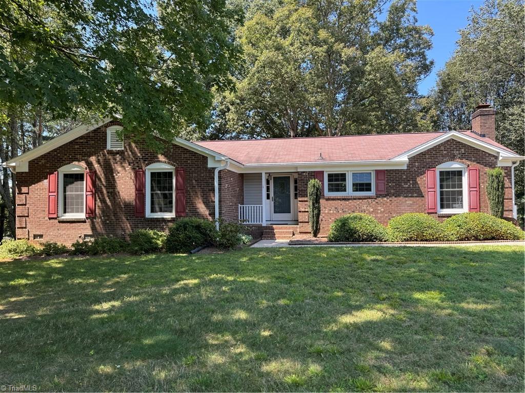 160 Summerglen Drive — photo