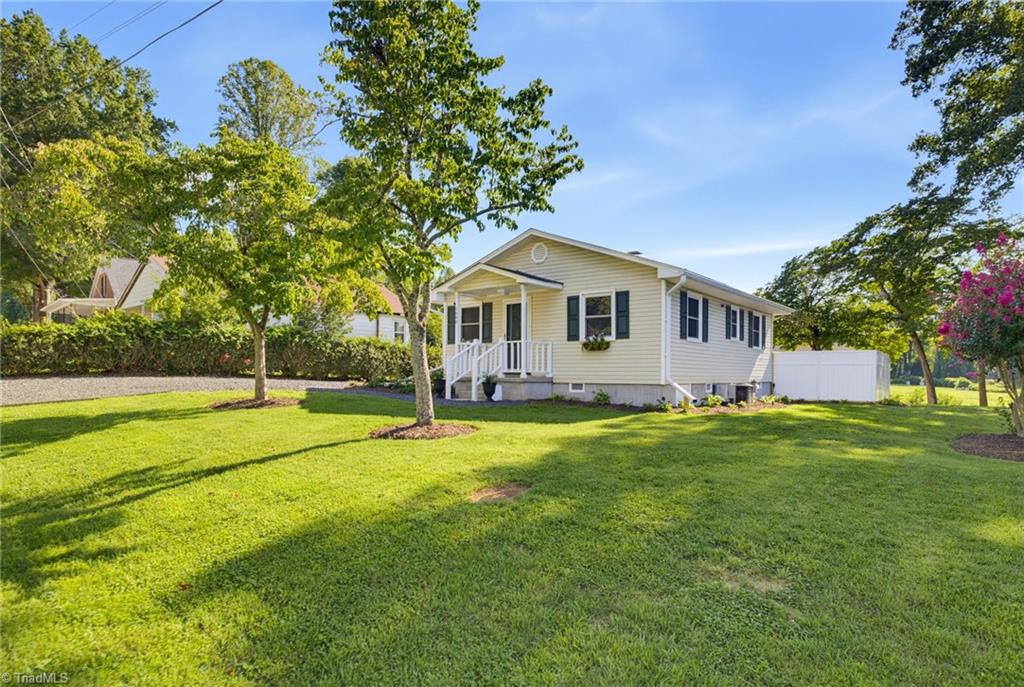1608 Pecan Road — photo