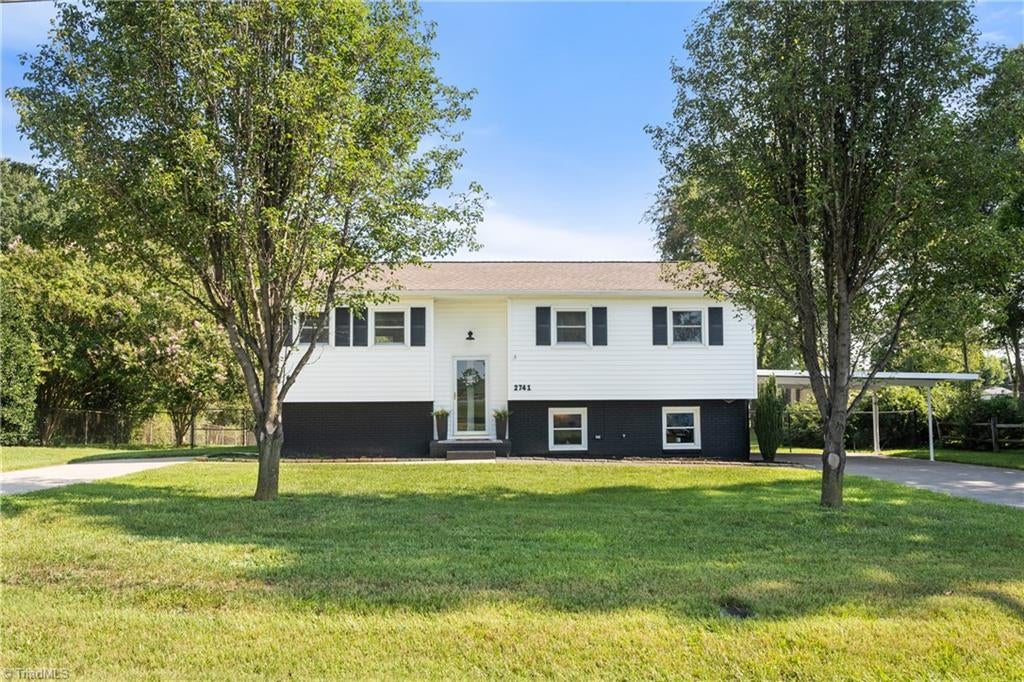 2741 River Ridge Road — photo