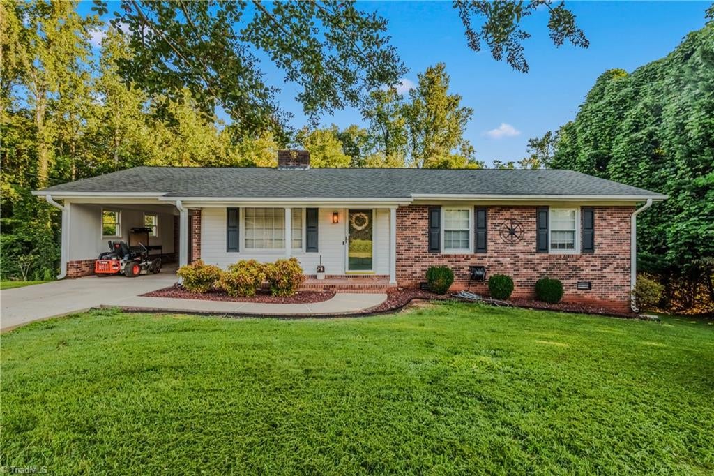 217 Quail Trail — photo