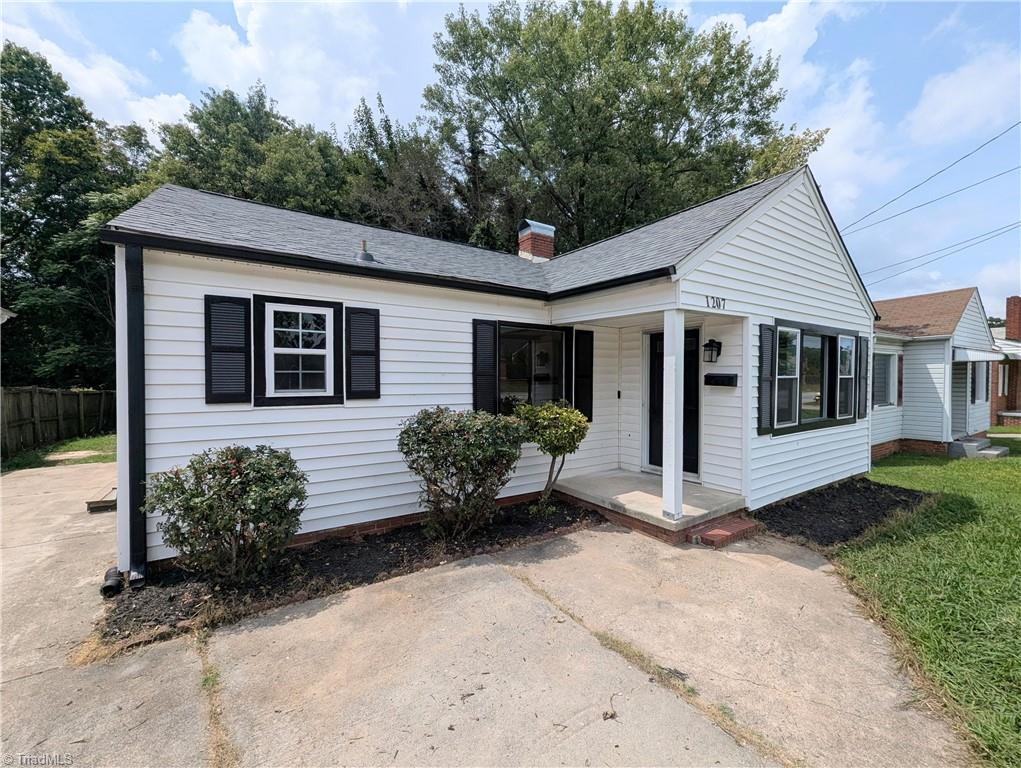 1207 Centennial Street — photo
