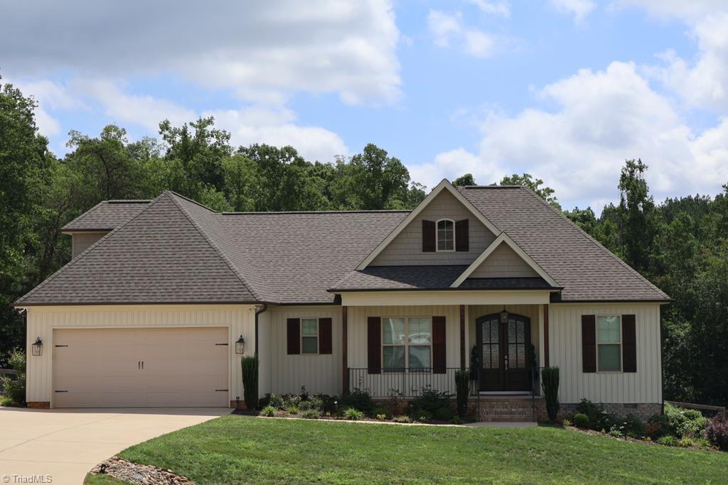 8833 Belews Ridge Road — photo