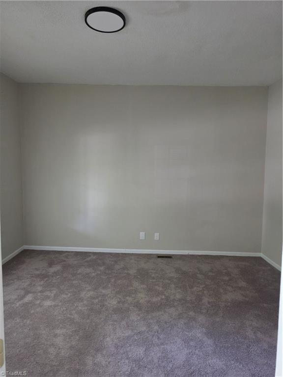 806 E Commerce Avenue, High Point, NC 27260 — photo 3