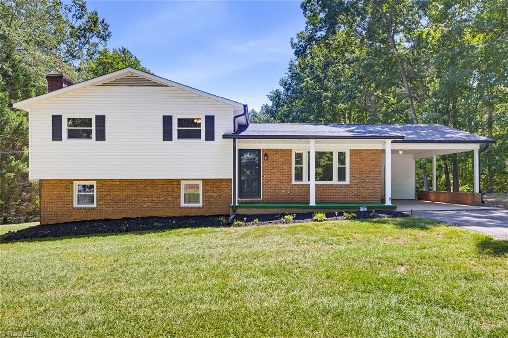 182 Regency Drive — photo