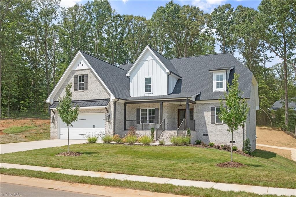 1388 Ashfield Drive — photo