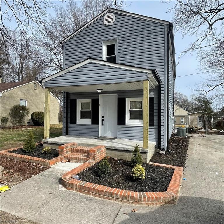 1013 Willow Road — photo