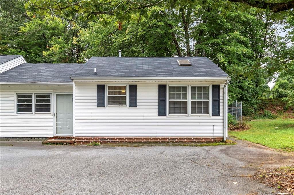 2507 Pisgah Church Road — photo