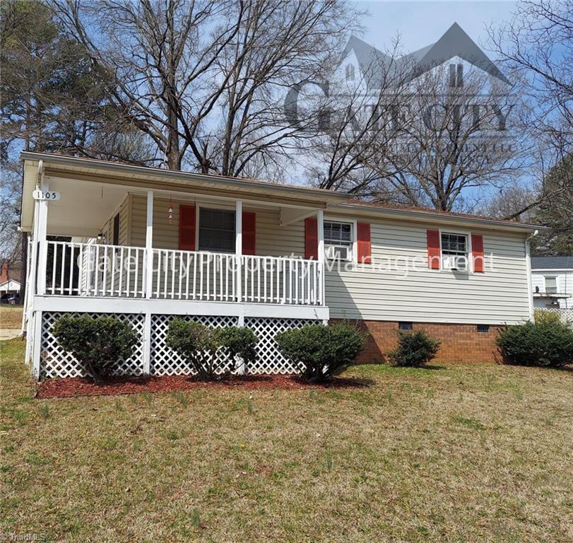 1105 Meadowbrook Boulevard — photo